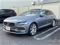 2017 Volvo V90
