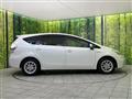 2013 Toyota PRIUS α