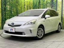 2013 Toyota PRIUS α