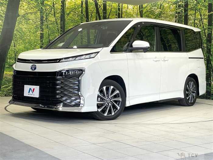 2022 Toyota Voxy