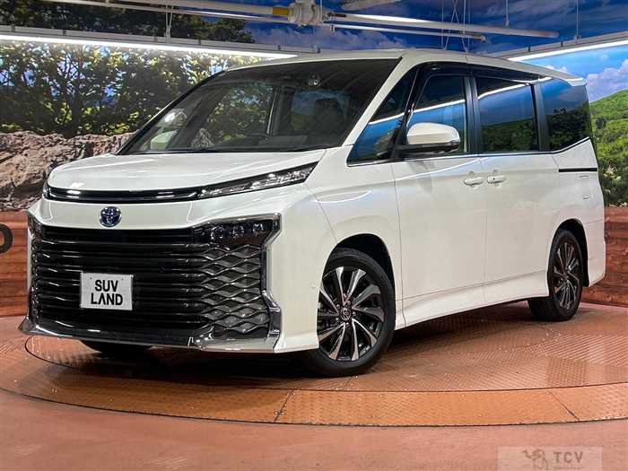 2024 Toyota Voxy