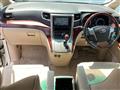 2008 Toyota Alphard