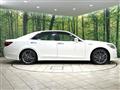 2013 Toyota Crown Hybrid