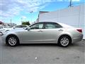 2014 Toyota Crown Hybrid