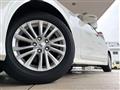 2016 Toyota Crown Hybrid