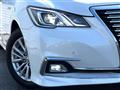 2017 Toyota Crown Hybrid