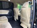 2017 Toyota Alphard Hybrid