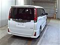 2016 Toyota Noah