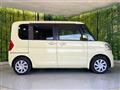 2017 Daihatsu Tanto