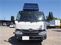 2017 Hino Dutro
