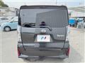 2022 Daihatsu Tanto