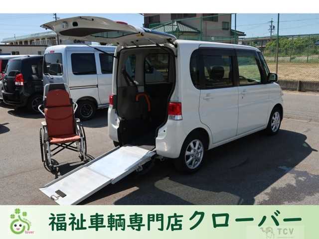2010 Daihatsu Tanto