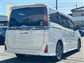 2017 Toyota Noah