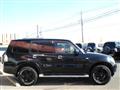 2011 Mitsubishi Pajero