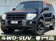 2011 Mitsubishi Pajero