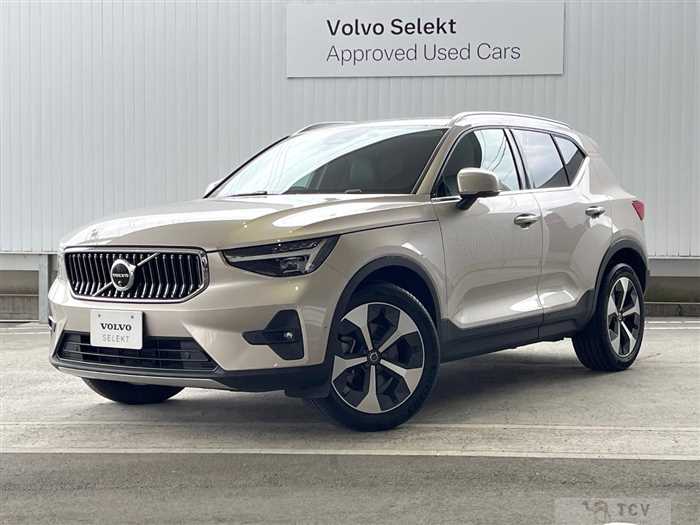 2023 Volvo XC40