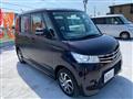 2010 Nissan ROOX