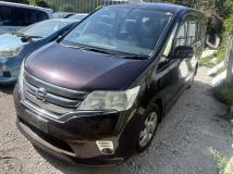2013 Nissan Serena