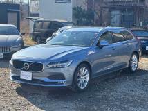 2017 Volvo V90