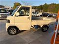 2005 Mitsubishi Minicab Truck