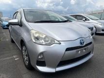 2013 Toyota AQUA