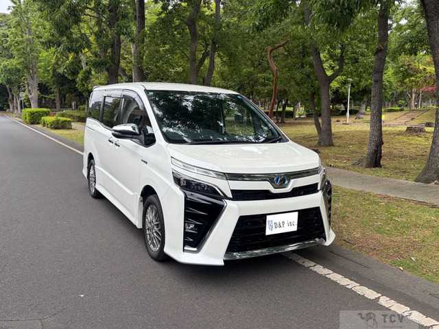 2020 Toyota Voxy