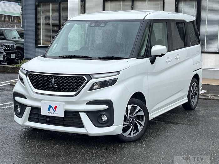 2024 Mitsubishi Delica D2