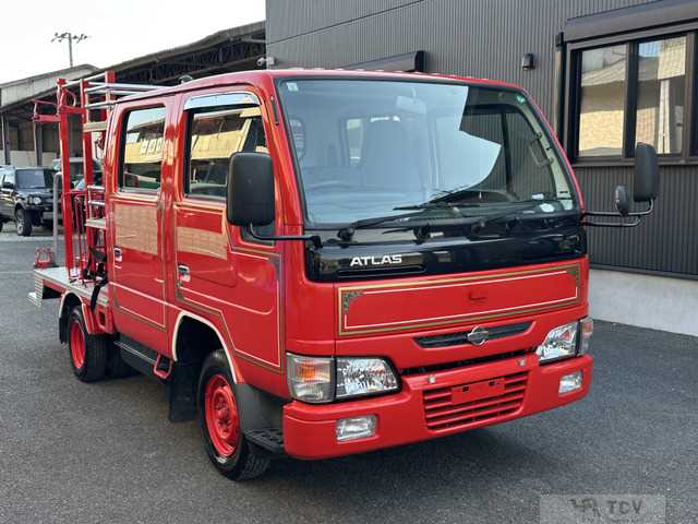 2002 Nissan Atlas