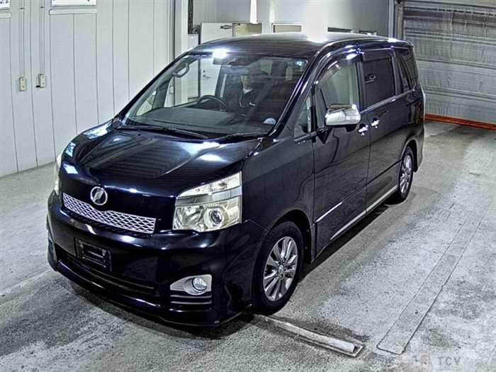 2013 Toyota Voxy