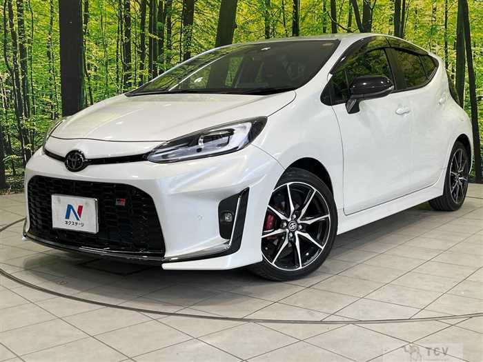 2024 Toyota AQUA