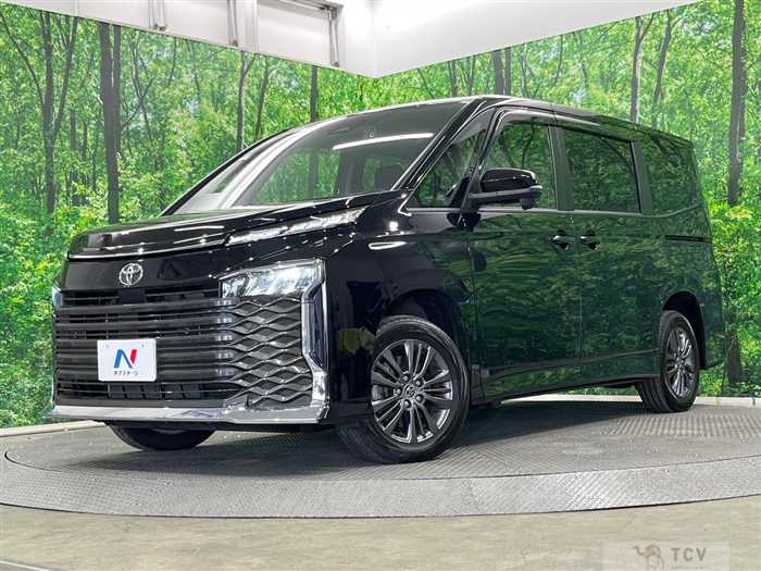 2022 Toyota Voxy