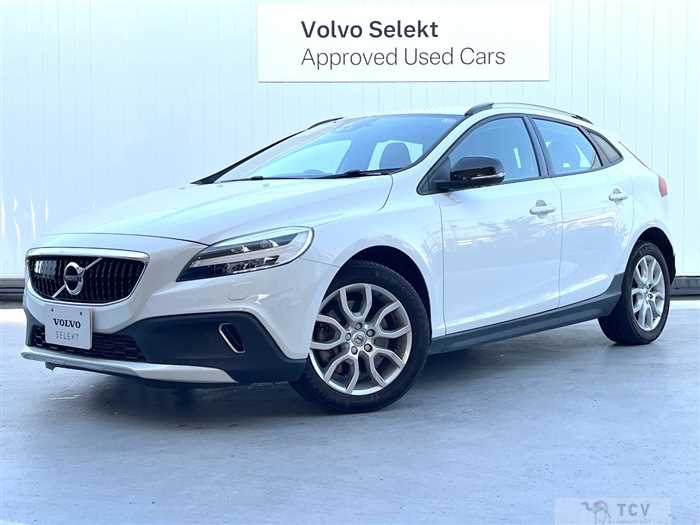2018 Volvo V40