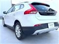 2018 Volvo V40