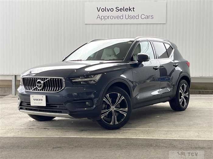 2022 Volvo XC40
