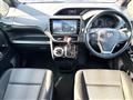 2017 Toyota Voxy