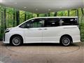 2021 Toyota Voxy