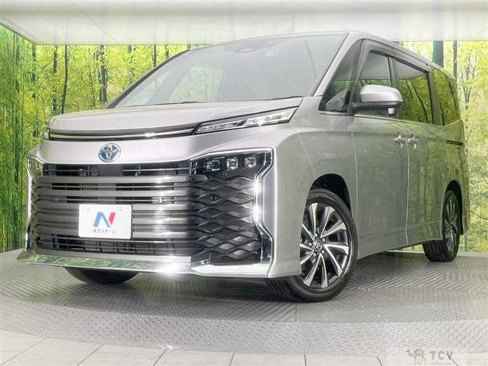 2022 Toyota Voxy