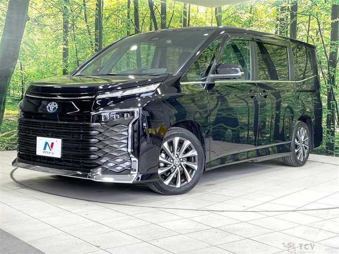 2023 Toyota Voxy