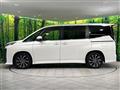 2022 Toyota Voxy