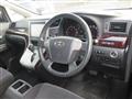 2013 Toyota Alphard G