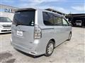 2010 Toyota Voxy