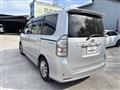 2010 Toyota Voxy