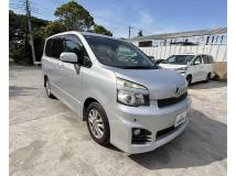 2010 Toyota Voxy