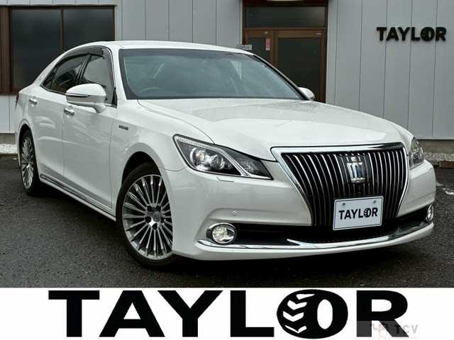 2015 Toyota Crown Majesta