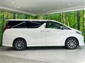2017 Toyota Alphard Hybrid
