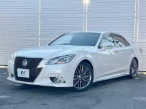 2013 Toyota Crown