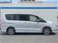 2014 Nissan Serena