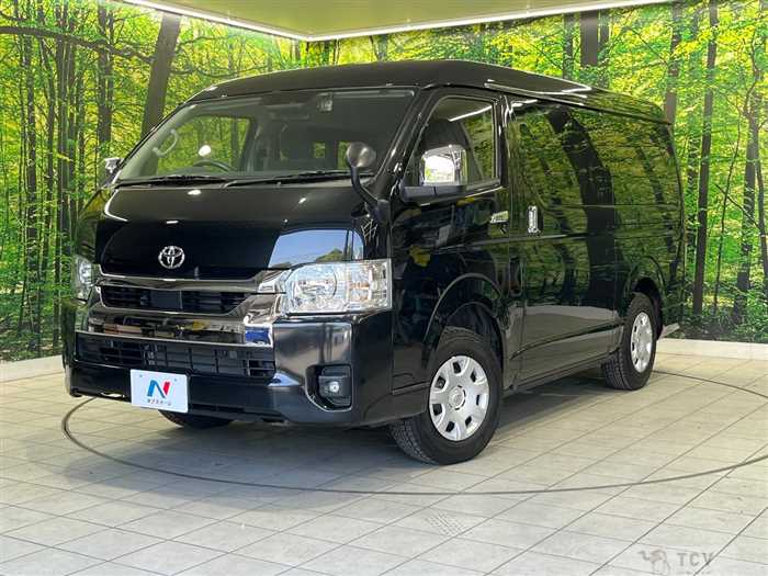 2025 Toyota Hiace Wagon