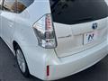 2011 Toyota PRIUS α