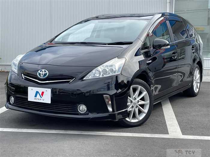2013 Toyota PRIUS α